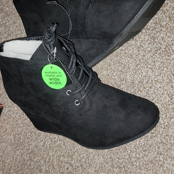 Booties - Picture 3 of 5